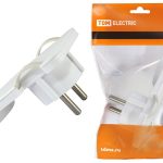 Вилка угловая плоская белая 8мм 16А 250В TDM (1/18)