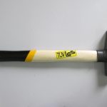 Молоток слесарный  800гр кованый, деревянная ручка Профи МАСТЕР (1/24)