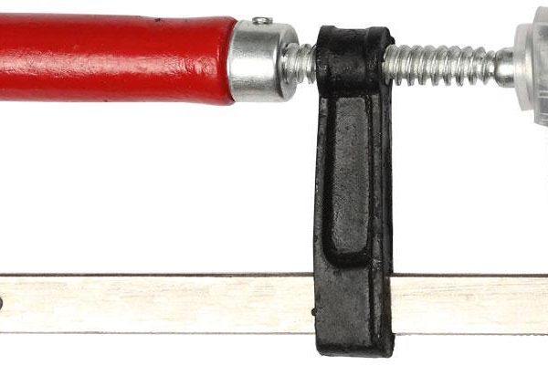 Струбцина F-образная 80*300 металл Spark Lux (1/40)