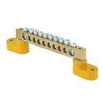 Шина PE земля 8*12мм 10/2 10групп/на 2-х угловых изоляторах DYNEL DY-02-02-237