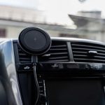 Автодержатель с беспроводной зарядкой MagSafe Strong 15Вт REXANT