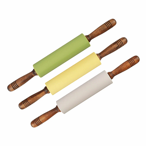 Скалка силиконовая 43*5см (19см) с деревянными крутящимися ручками VETTA HS-RP003