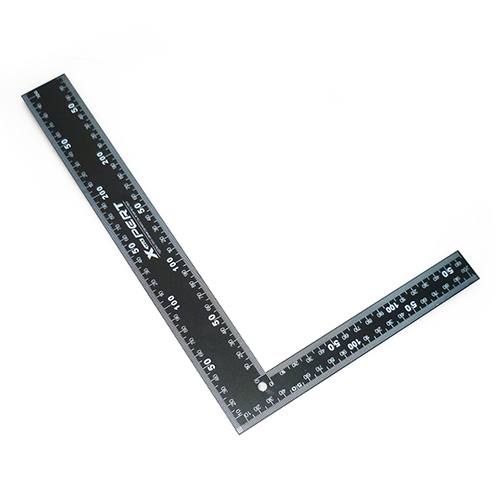 Линейка железная черная 20см*30см (1/120)